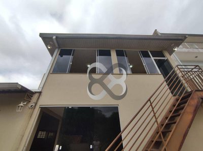 Casa, 3 quartos, 156 m² - Foto 1