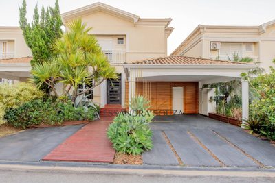 Casa, 3 quartos, 270 m² - Foto 1