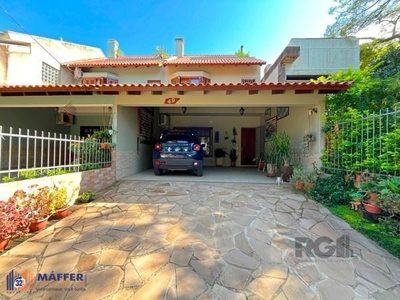 Casa, 3 quartos, 274 m² - Foto 2