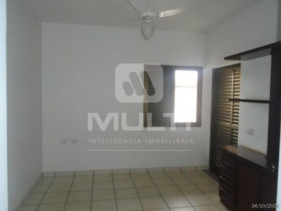Casa, 4 quartos, 330 m² - Foto 1