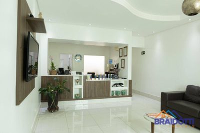 Casa, 5 quartos, 204 m² - Foto 2