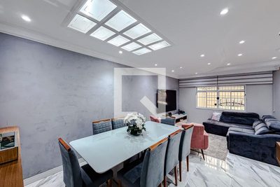 Casa, 3 quartos, 211 m² - Foto 3