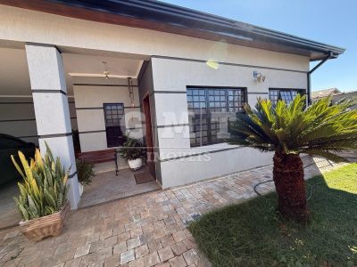 Casa, 4 quartos, 255 m² - Foto 1