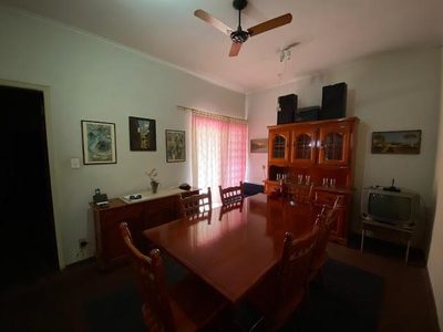 Casa, 3 quartos, 167 m² - Foto 2