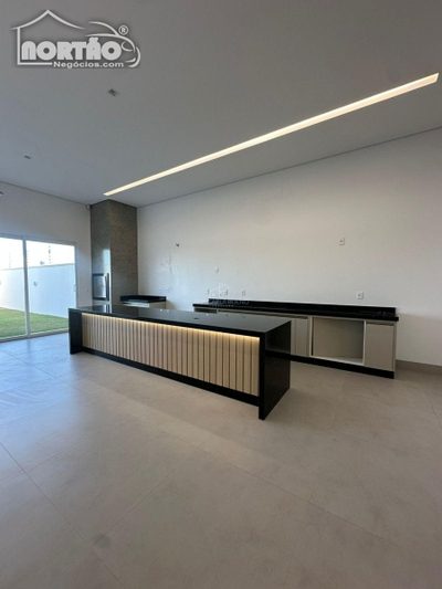 Casa, 1 quarto, 198 m² - Foto 4