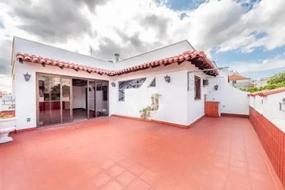 Cobertura, 3 quartos, 196 m² - Foto 2