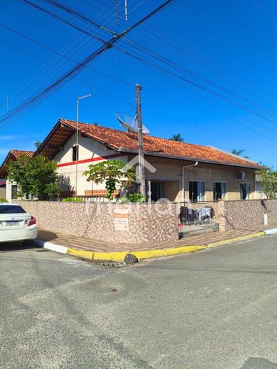 Casa, 2 quartos, 70 m² - Foto 1