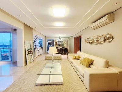 Apartamento, 3 quartos, 222 m² - Foto 2