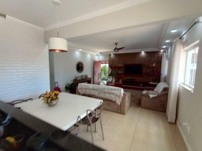 Casa, 4 quartos, 303 m² - Foto 3