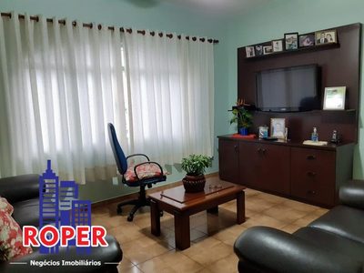 Casa, 3 quartos, 236 m² - Foto 4