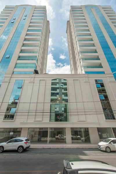 Apartamento, 3 quartos, 136 m² - Foto 2