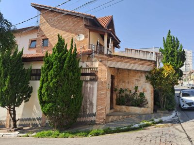 Sobrado, 4 quartos, 270 m² - Foto 1