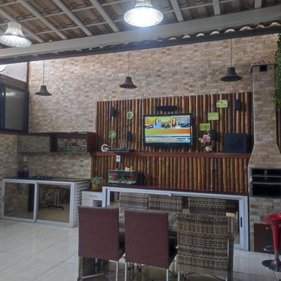 Casa, 2 quartos, 180 m² - Foto 1