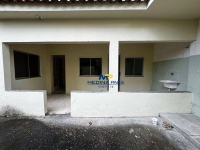 Casa, 2 quartos, 60 m² - Foto 1