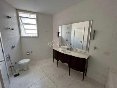 Apartamento, 4 quartos, 220 m² - Foto 1