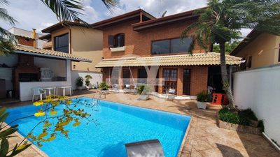 Casa, 4 quartos, 300 m² - Foto 1