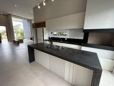Casa, 4 quartos, 177 m² - Foto 2