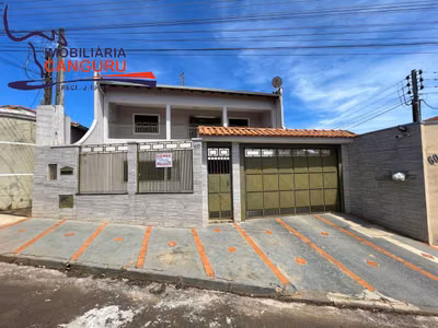 Casa, 5 quartos, 305 m² - Foto 1