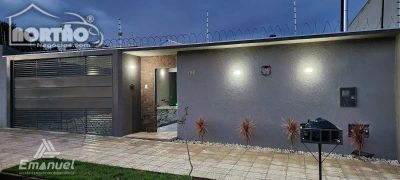 Casa, 4 quartos, 138 m² - Foto 1