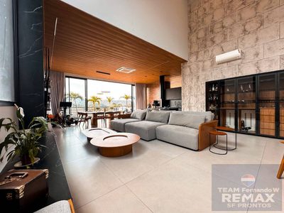 Casa, 4 quartos, 347 m² - Foto 1
