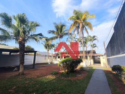 Casa, 3 quartos, 240 m² - Foto 1