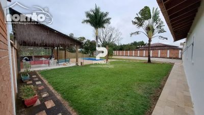 Casa, 6 quartos, 250 m² - Foto 2