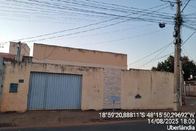 Casa, 2 quartos, 108 m² - Foto 1