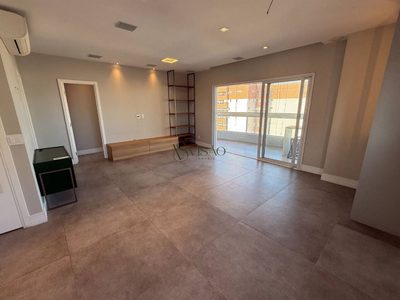 Apartamento, 3 quartos, 144 m² - Foto 2