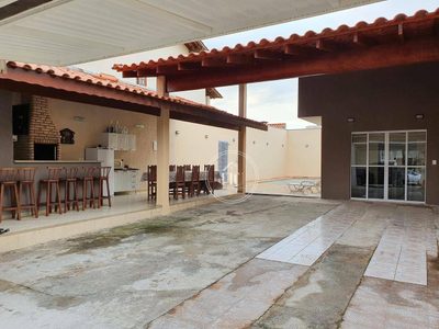 Casa, 3 quartos, 128 m² - Foto 1