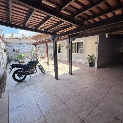 Casa, 3 quartos, 240 m² - Foto 1