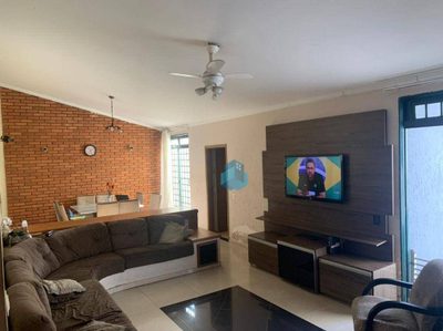 Casa, 3 quartos, 248 m² - Foto 3