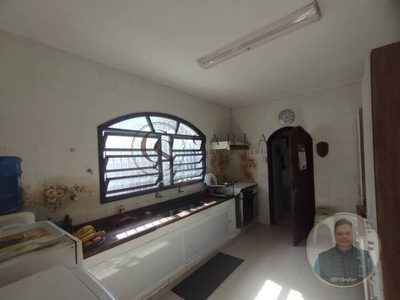 Casa, 3 quartos, 220 m² - Foto 3