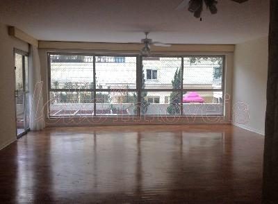 Apartamento, 3 quartos, 240 m² - Foto 2