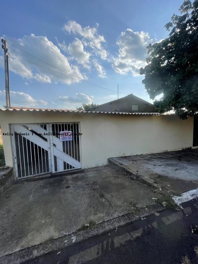 Casa, 2 quartos, 80 m² - Foto 1