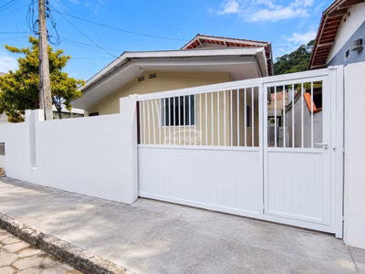 Casa, 2 quartos, 65 m² - Foto 1