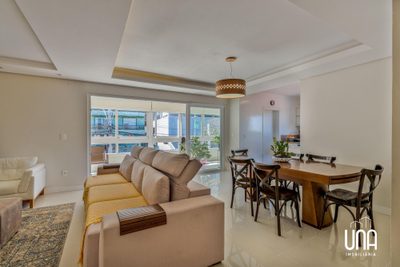 Casa, 4 quartos, 266 m² - Foto 2