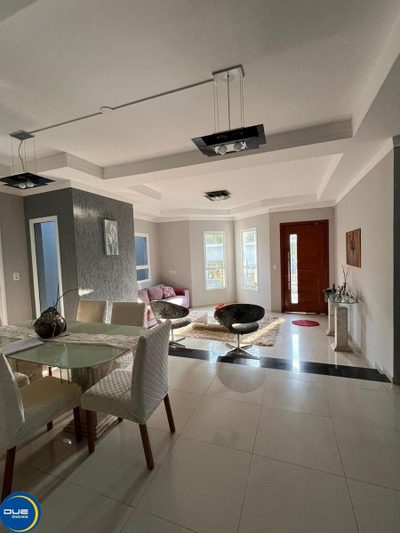 Casa, 3 quartos, 288 m² - Foto 4