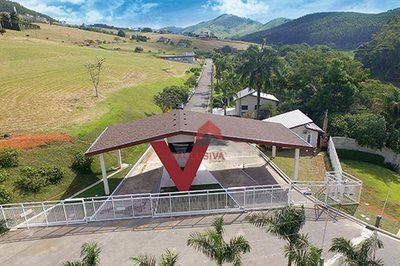 Loteamento e Condomínio, 1000 m² - Foto 1