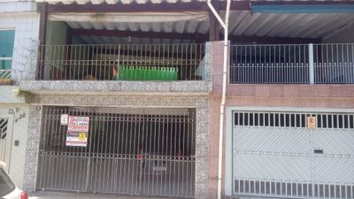 Sobrado, 2 quartos, 240 m² - Foto 1