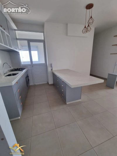 Casa, 3 quartos, 73 m² - Foto 2