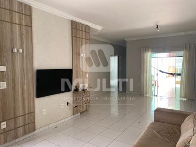 Casa, 4 quartos, 250 m² - Foto 2
