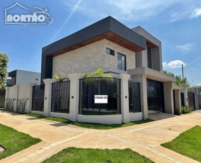 Casa, 4 quartos, 230 m² - Foto 2