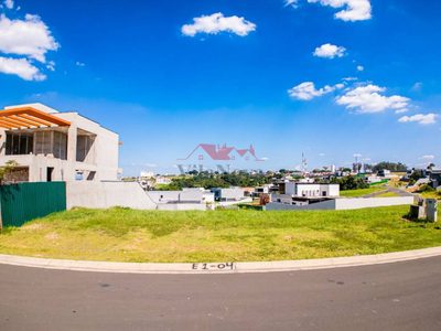 Loteamento e Condomínio, 680 m² - Foto 1