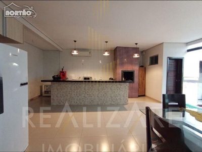 Casa, 2 quartos, 170 m² - Foto 1