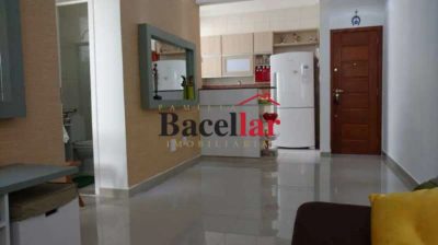 Apartamento, 2 quartos, 71 m² - Foto 2