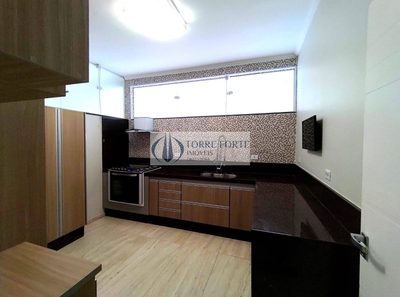 Casa, 2 quartos, 229 m² - Foto 1