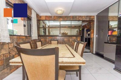 Sobrado, 3 quartos, 286 m² - Foto 1