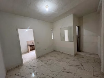 Casa, 2 quartos, 62 m² - Foto 1