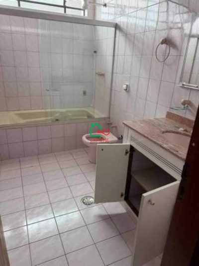 Casa, 3 quartos, 137 m² - Foto 4