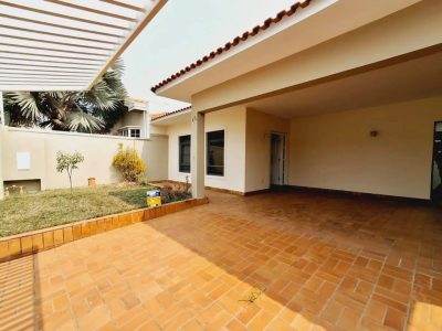 Casa, 3 quartos, 250 m² - Foto 1